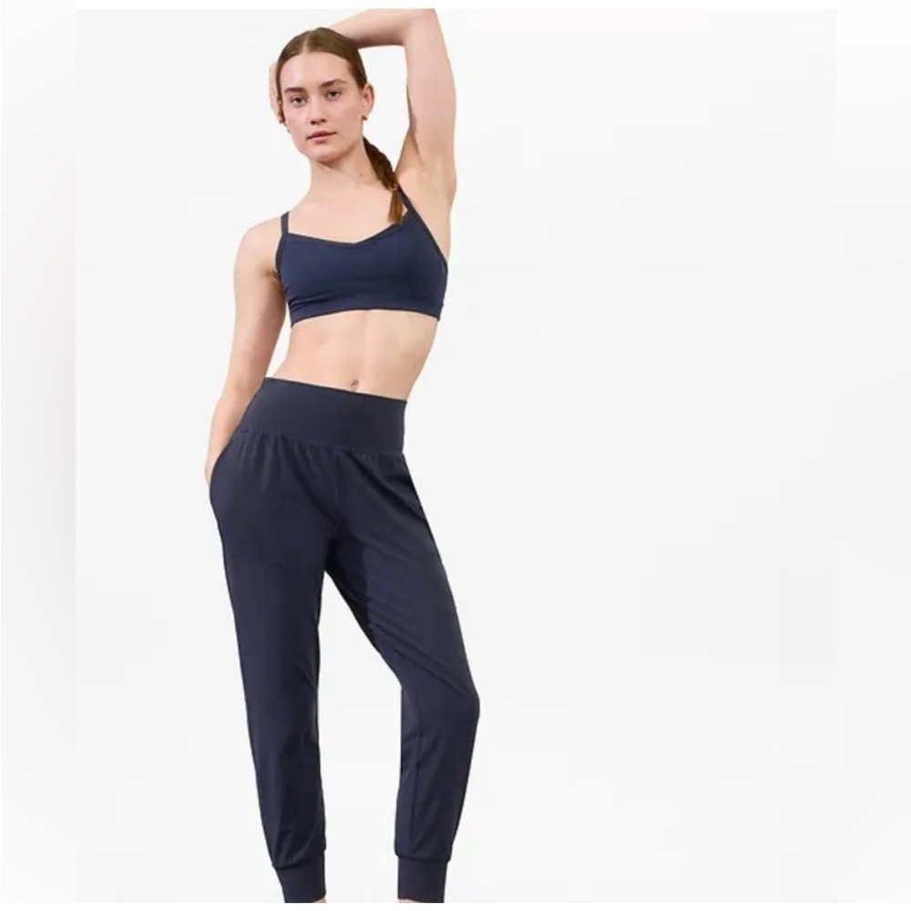 Athleta High Rise Salutation Joggers in Gray Women’s Size XS